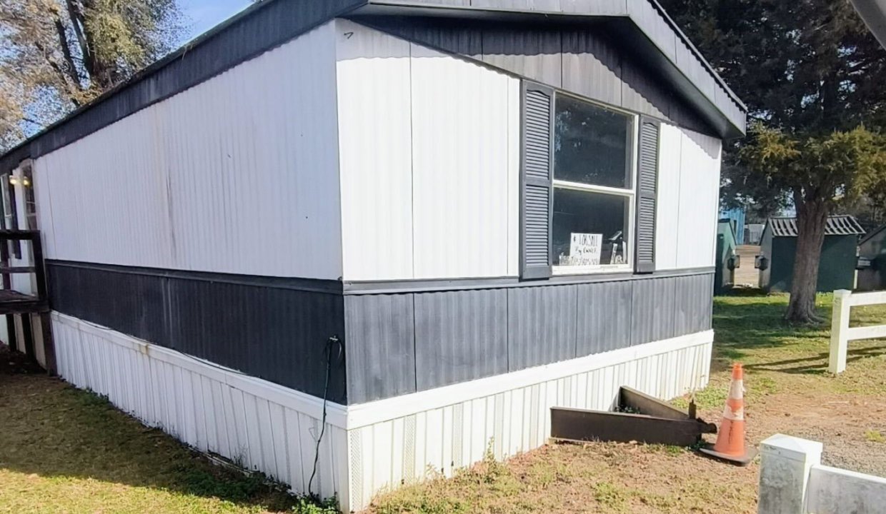 SM-19 - Nacogdoches, TX 75964 (fixer-upper)