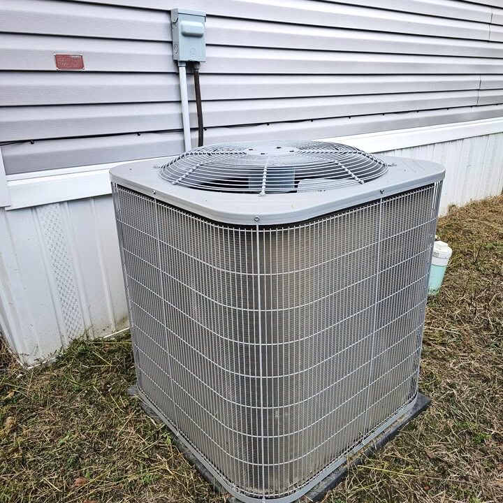 AC Condenser Unit