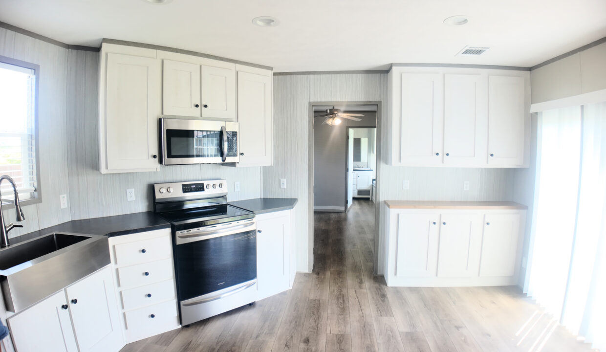 64eb41e4-4c0b-401b-a602-4ed8b83fbc44