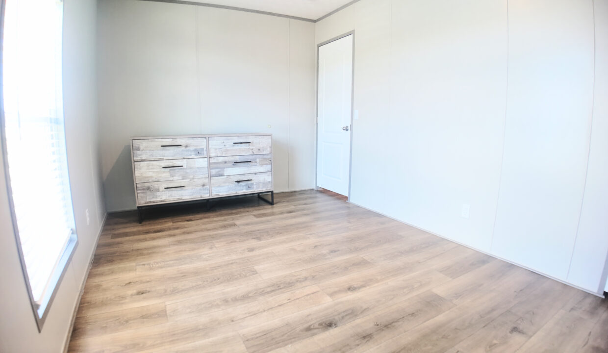 8d999de2-dd8d-432a-8f24-22fe303045cf